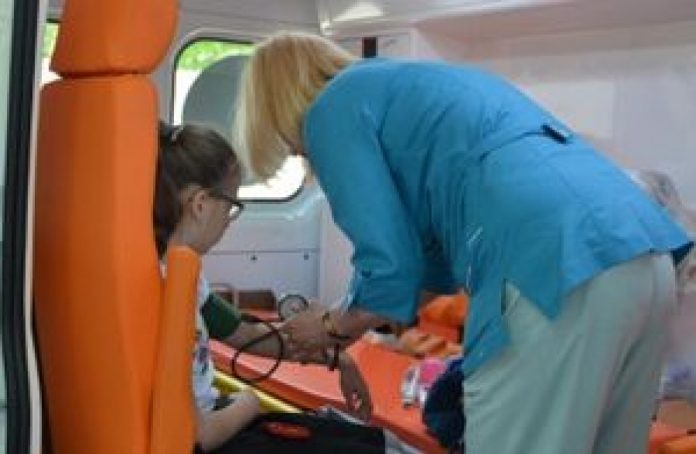 3b8c72b898a0dd615855a9e9