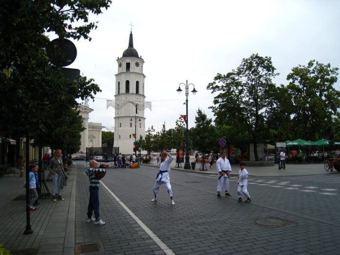 Пешеходные улицы городов