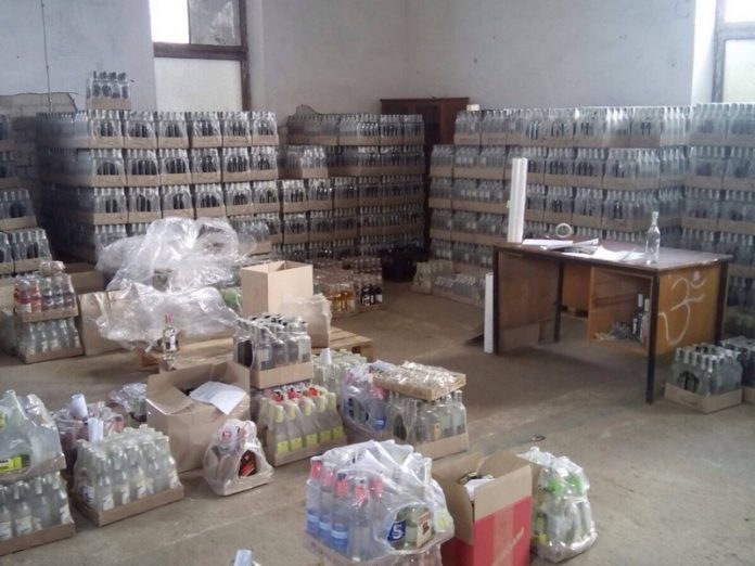 В Донецкой области было изъято порядка 85 тс. бутылок самодельного алкоголя