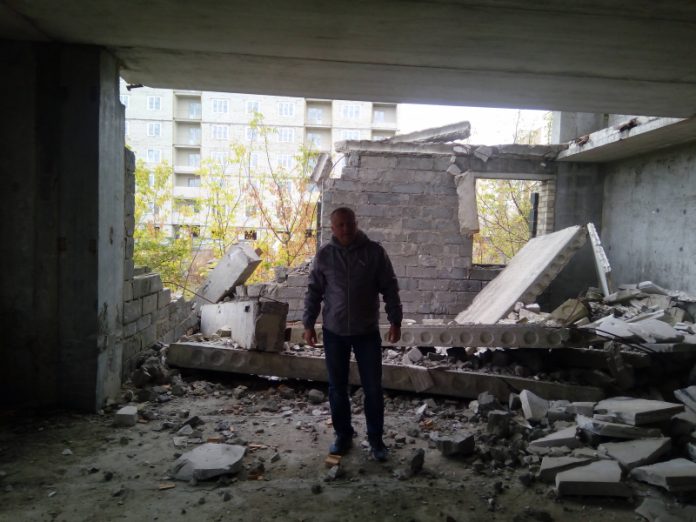 Заброшенные здания Бахмута