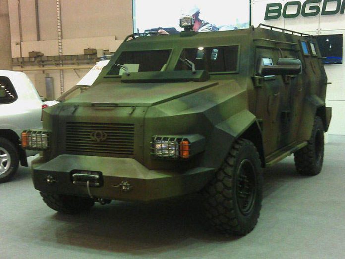 ВСУ приняли на вооружение новый бронеавтомобиль 